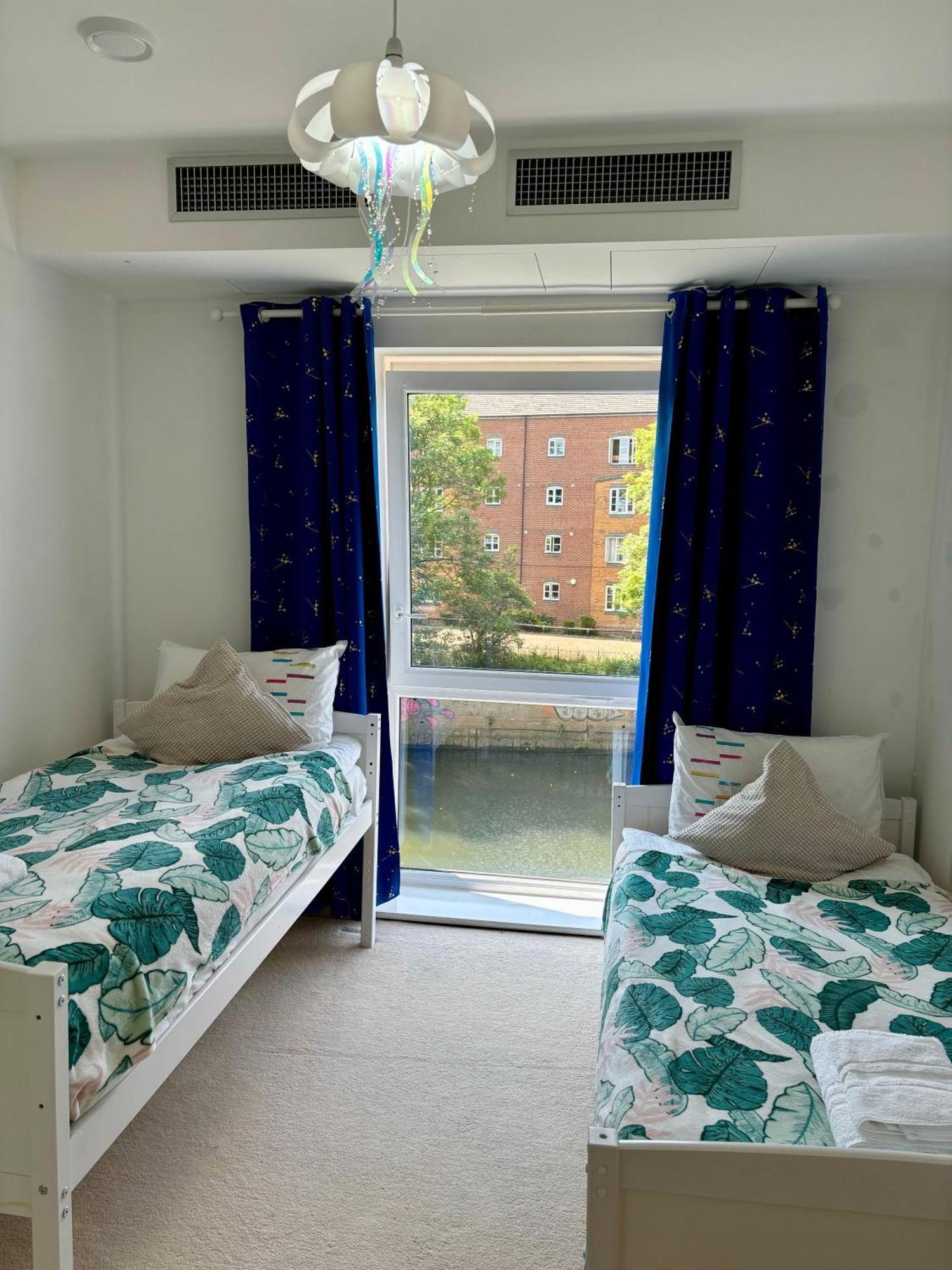 Two Double Bedroom Duplex Flat London Bagian luar foto
